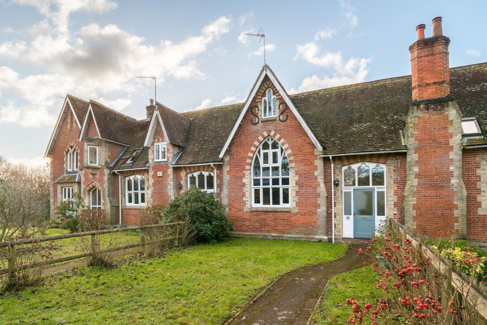 Perry Hill, Worplesdon, Guildford Collins Guildford